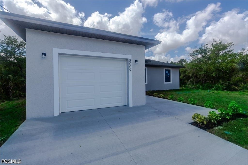 8009 Cod Court - Photo 1