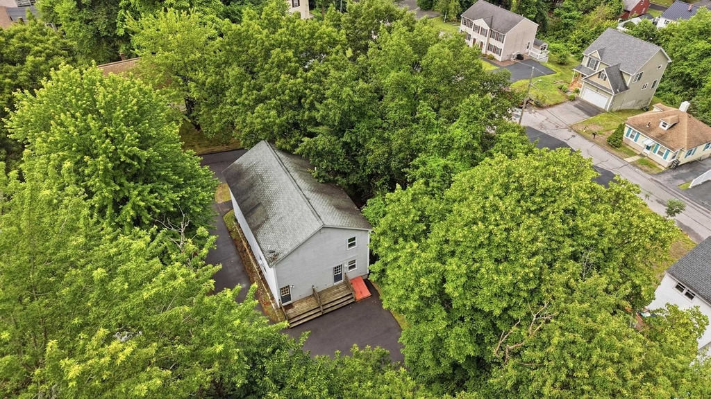 33 Elwood - Photo 6