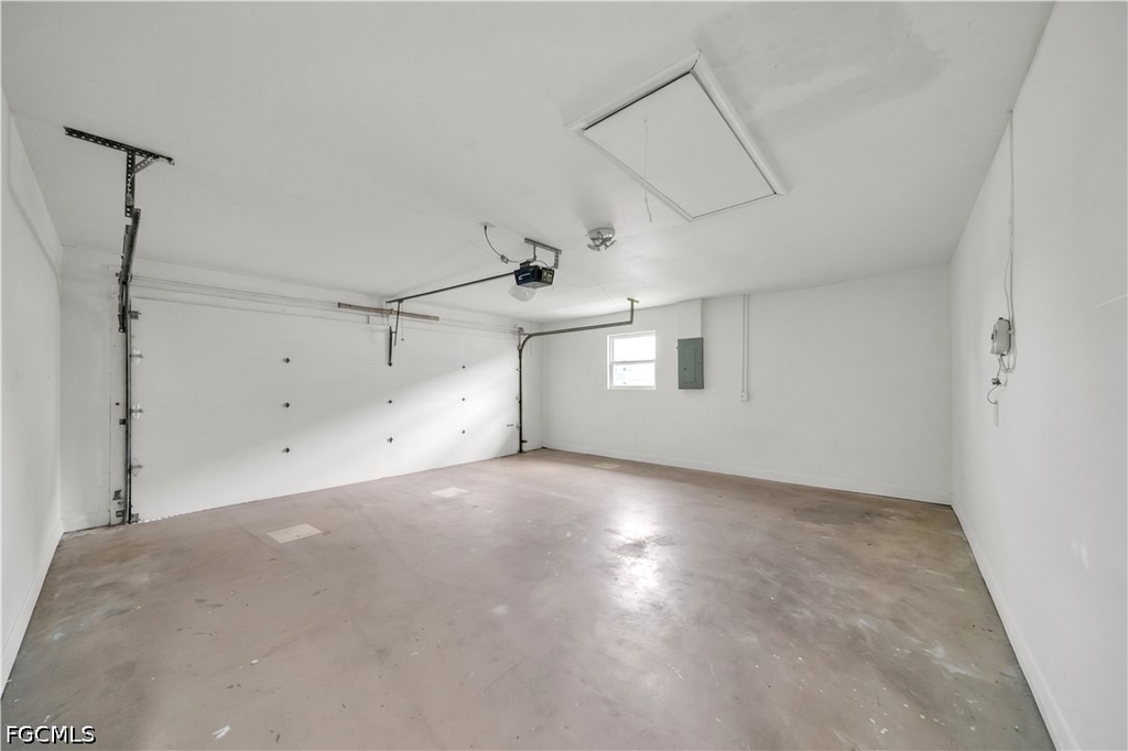 299 Rotonda Circle - Photo 24