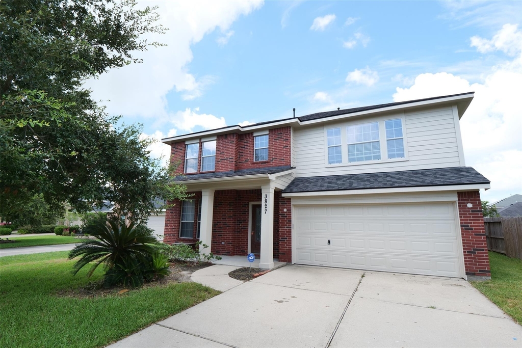 3827 Pine Forest Green Boulevard - Photo 0