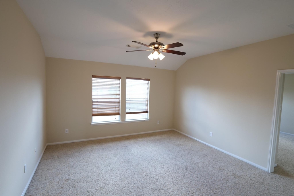 3827 Pine Forest Green Boulevard - Photo 15