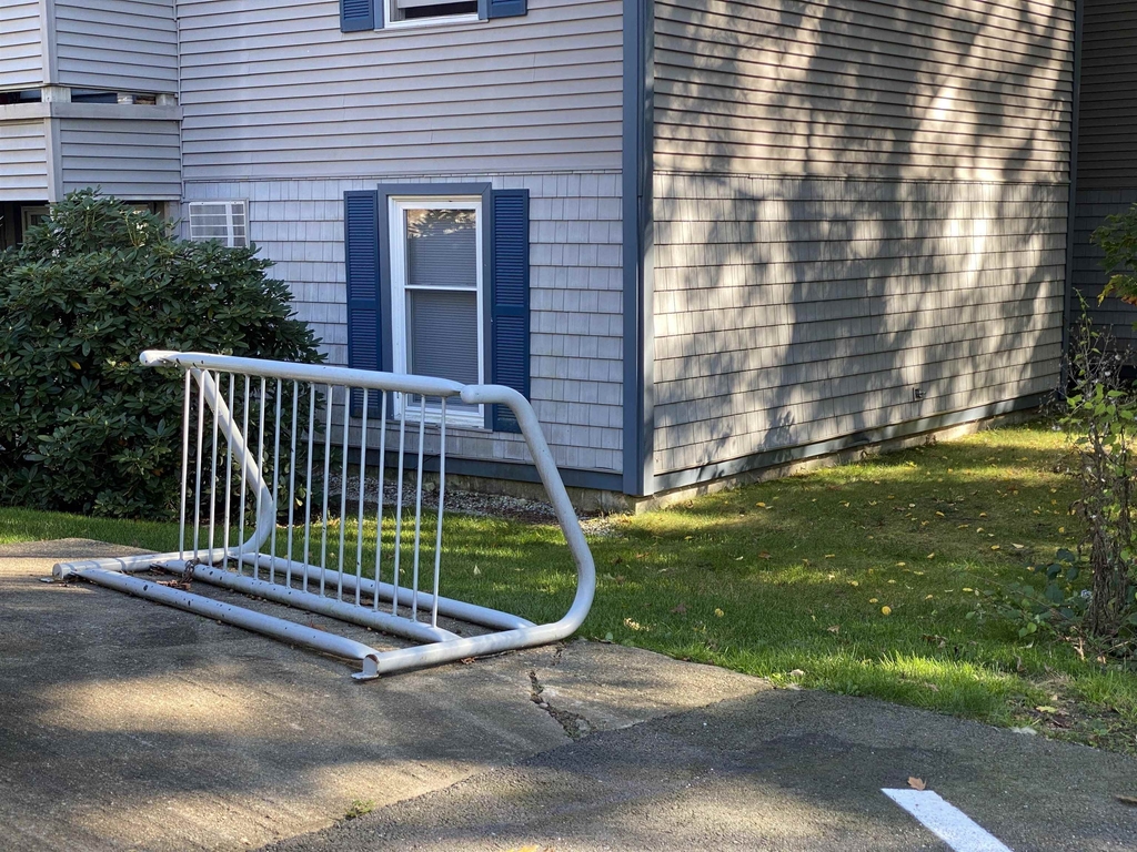 119 Eastern - Photo 43