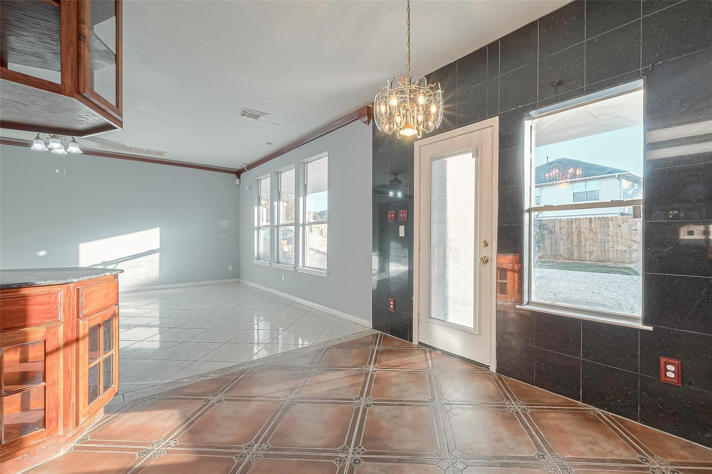9407 Demsey Mill Drive - Photo 18