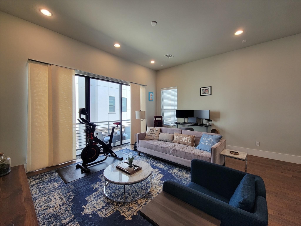 5709 Larkin Street - Photo 33