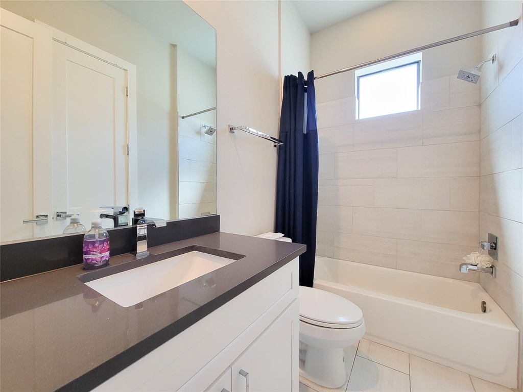 5709 Larkin Street - Photo 47