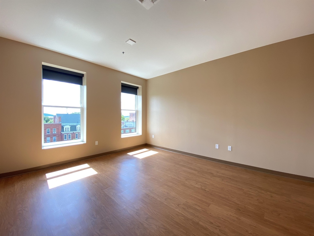 83 Hanover - Photo 11
