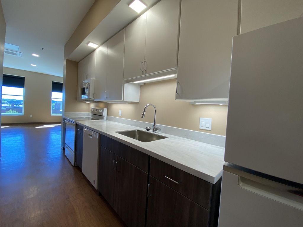 83 Hanover - Photo 6