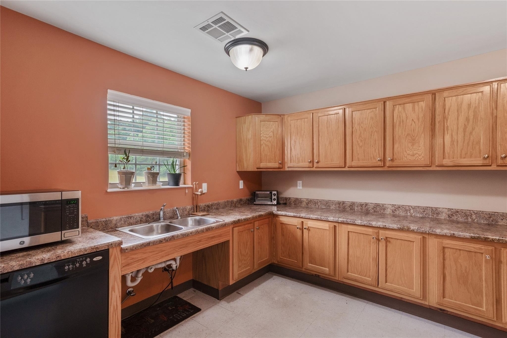 2131 Wilson Road - Photo 6