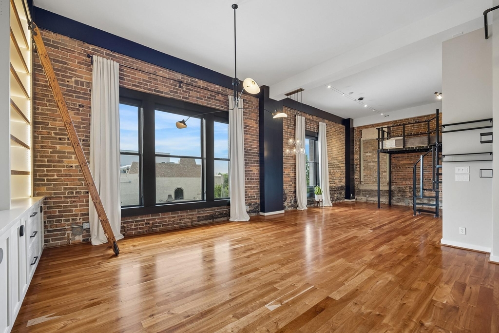 915 Franklin Street - Photo 5