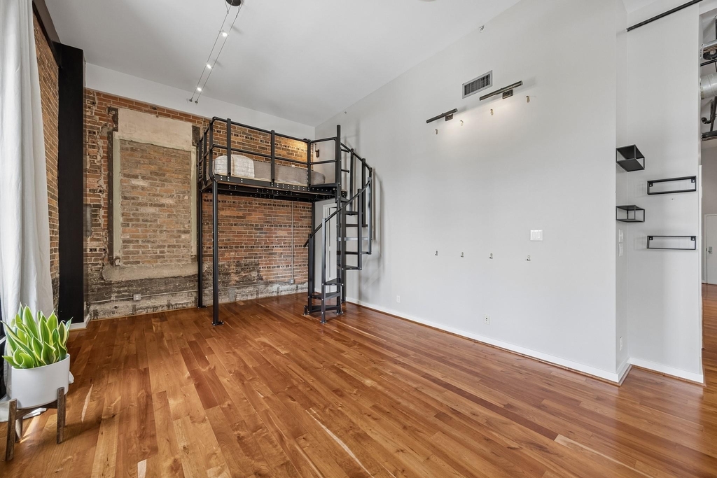 915 Franklin Street - Photo 13