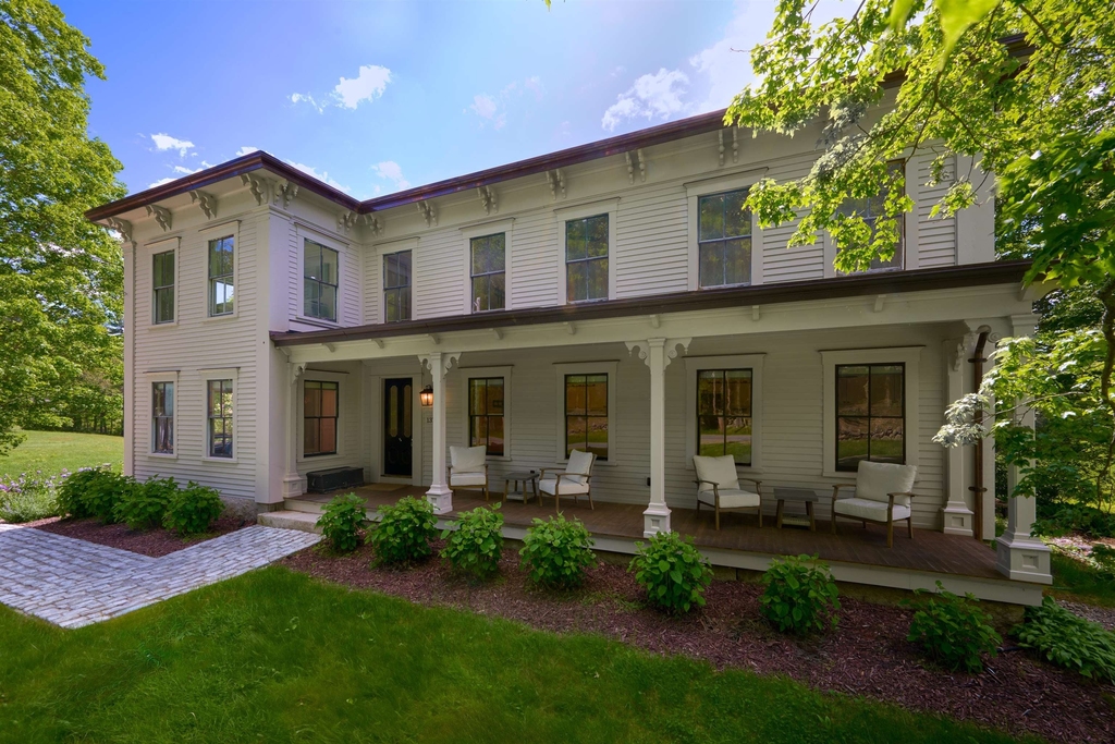137 Kendall Pond - Photo 0