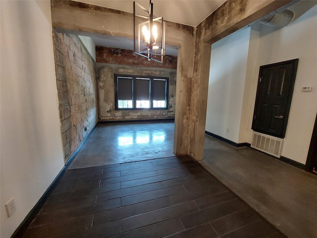 6819 Avenue C - Photo 5