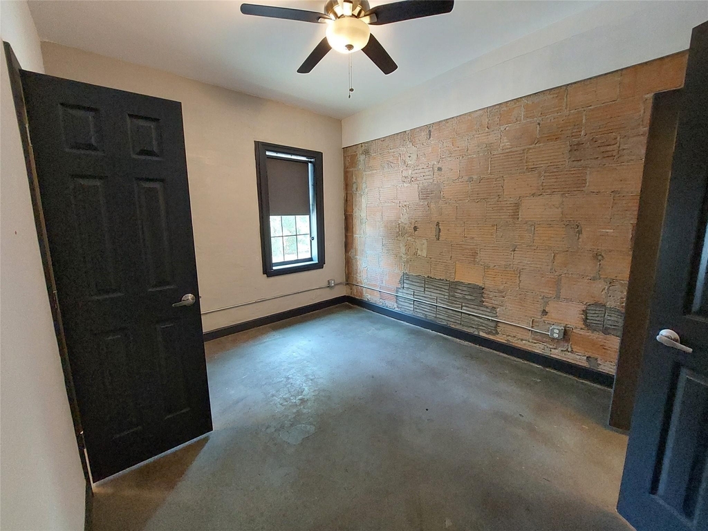 6819 Avenue C - Photo 12