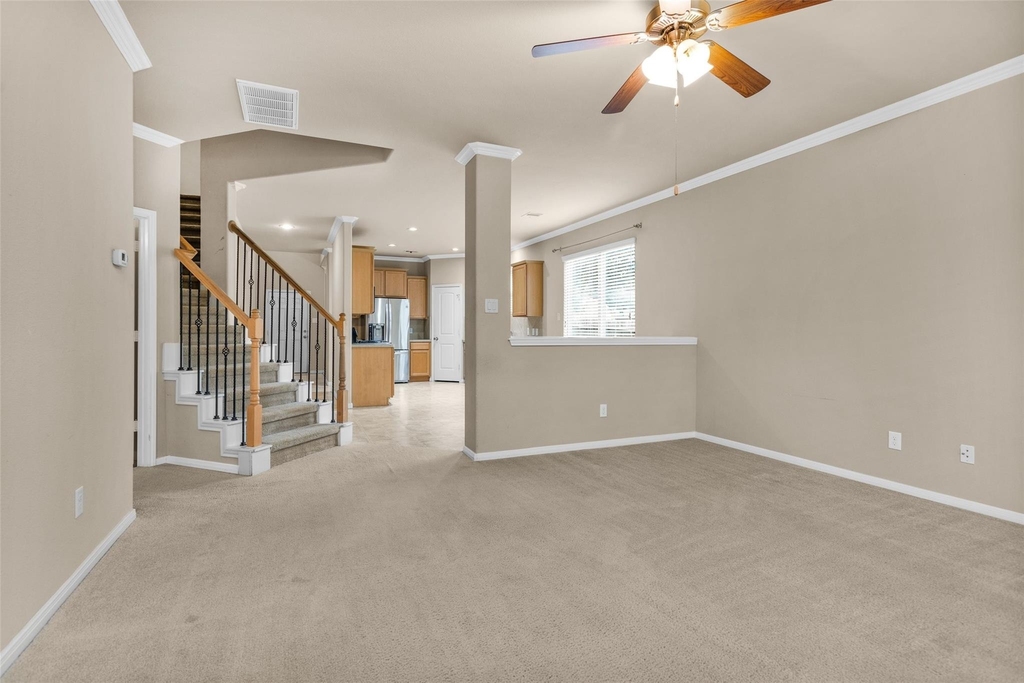 9419 Elliotts Court - Photo 10