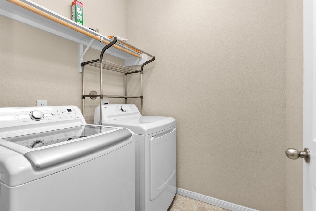9419 Elliotts Court - Photo 23