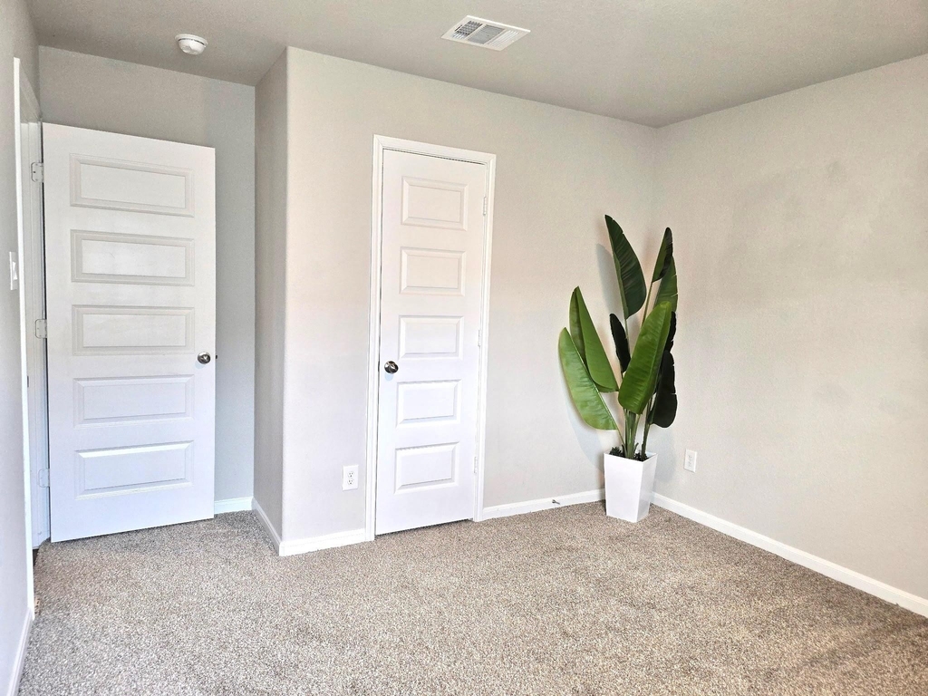 519 Kickapoo Drive - Photo 19