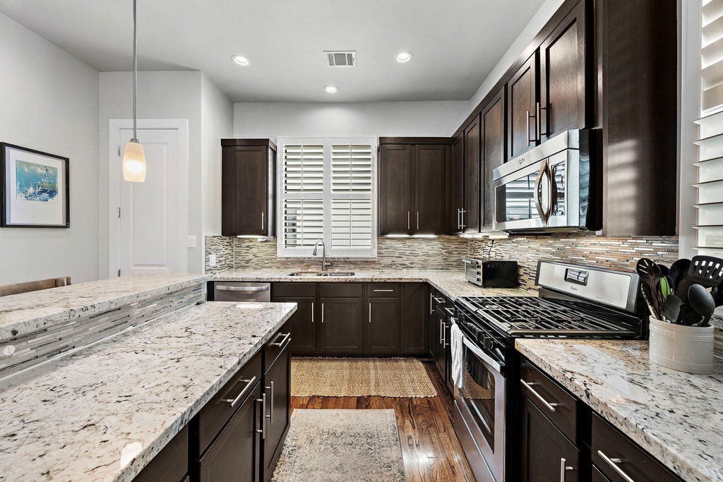 2509 Garrow Street - Photo 13