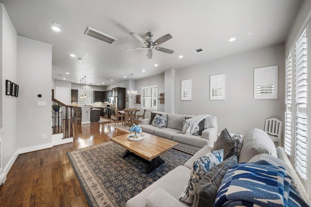 2509 Garrow Street - Photo 7