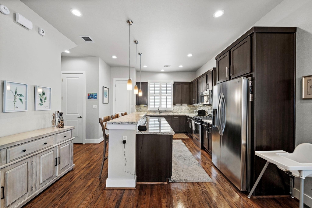 2509 Garrow Street - Photo 12