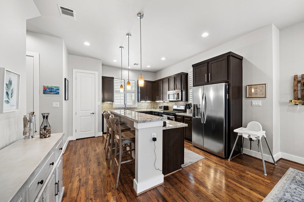 2509 Garrow Street - Photo 11