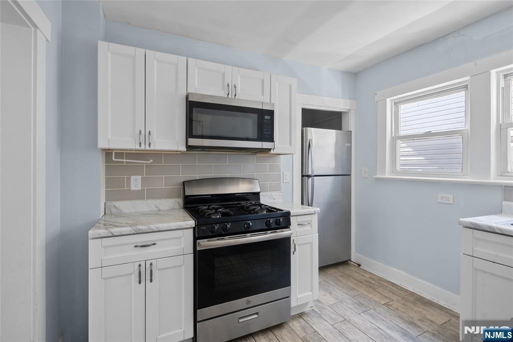17 Cottage - Photo 5