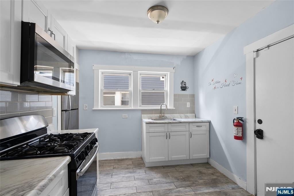 17 Cottage - Photo 6