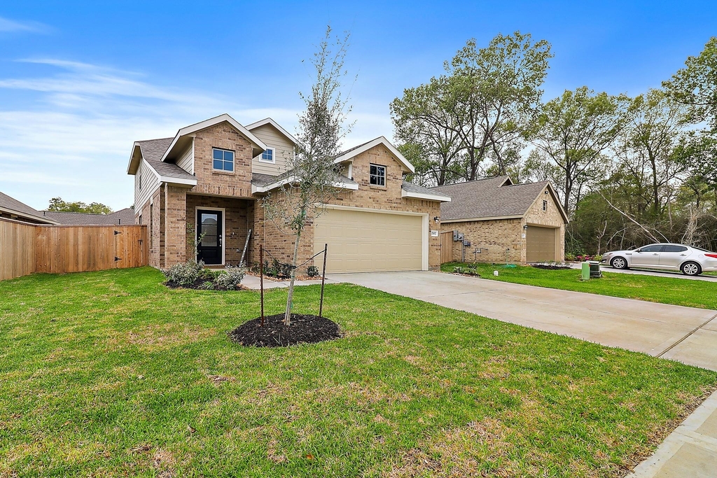 2107 Fisher Bend Drive - Photo 1