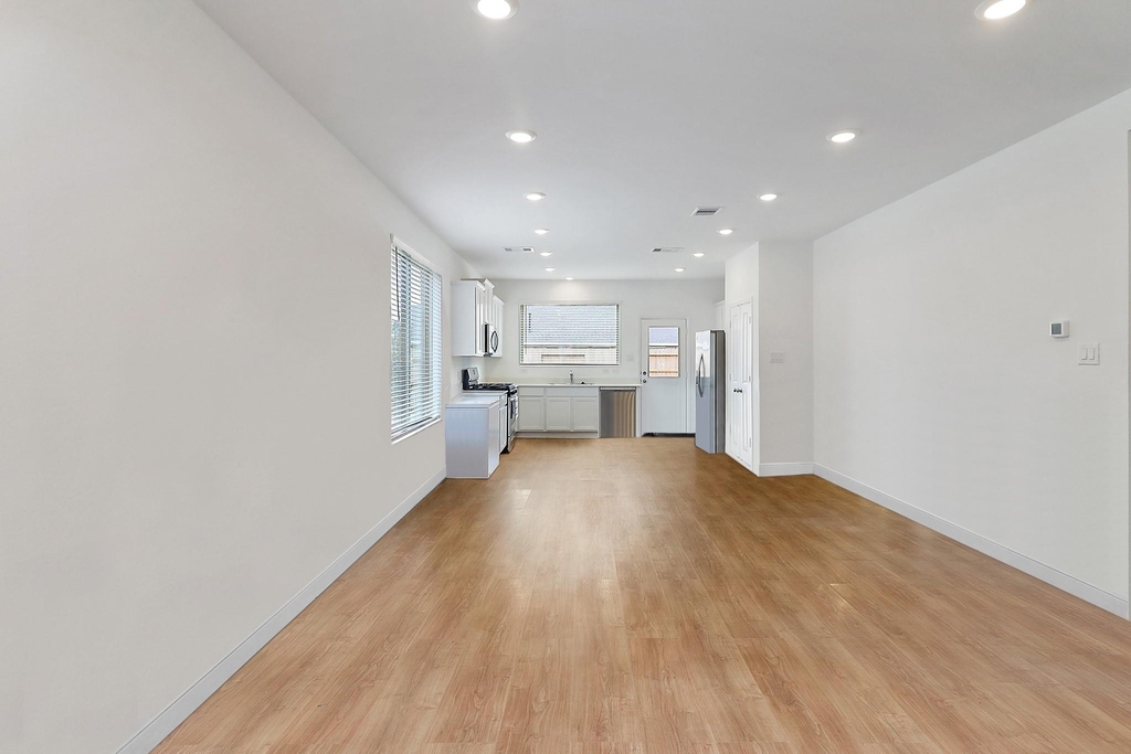 2107 Fisher Bend Drive - Photo 9