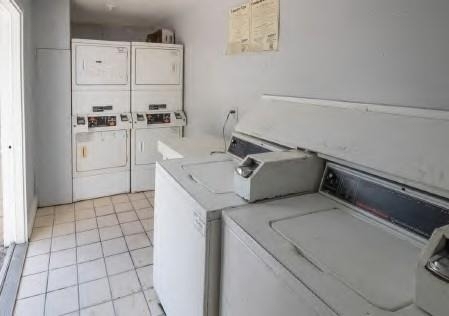 8345 Park Place Boulevard - Photo 11