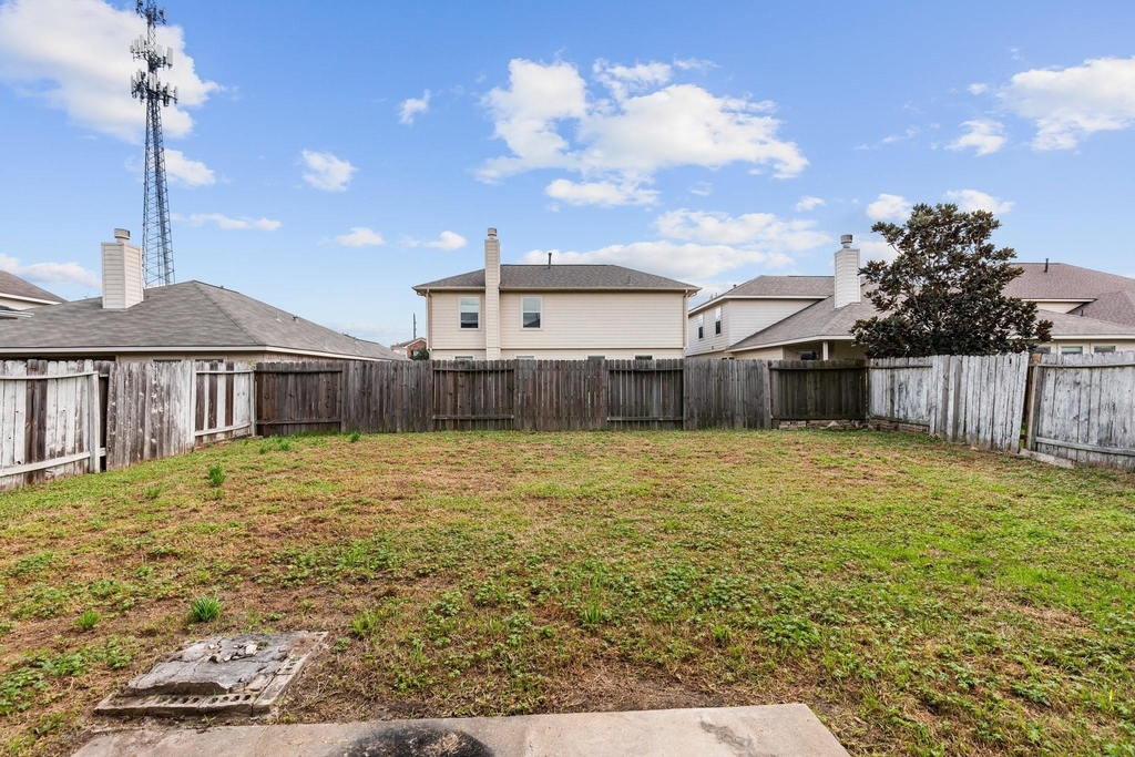 3111 Holly Ranch Drive - Photo 3