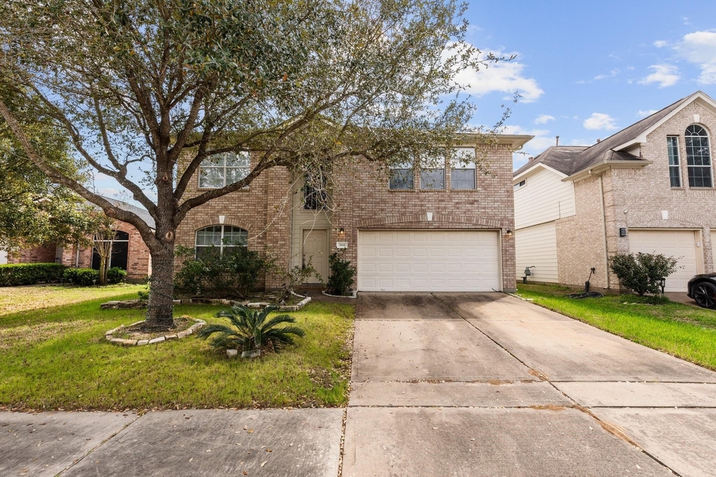 3111 Holly Ranch Drive - Photo 0