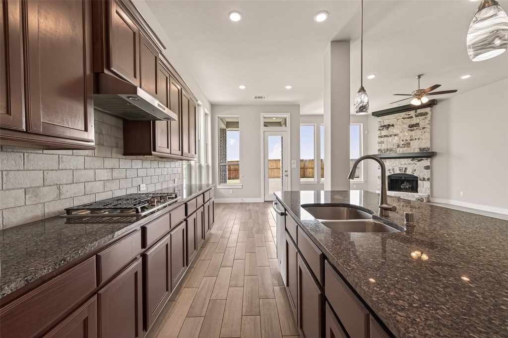 2619 Lilac Point Lane - Photo 16