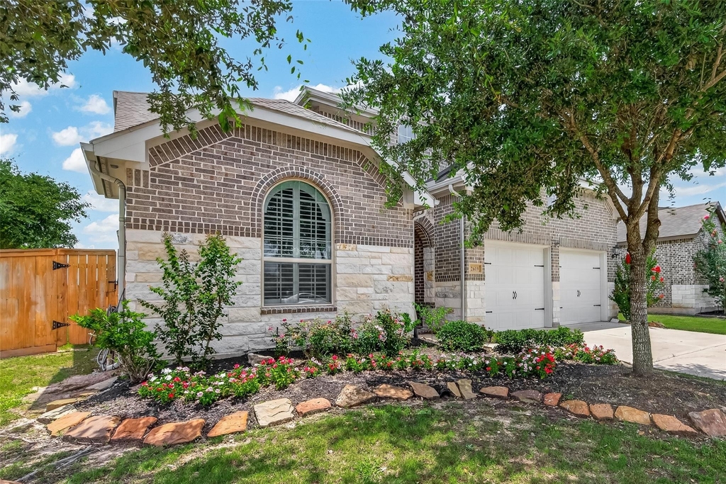 2619 Lilac Point Lane - Photo 1
