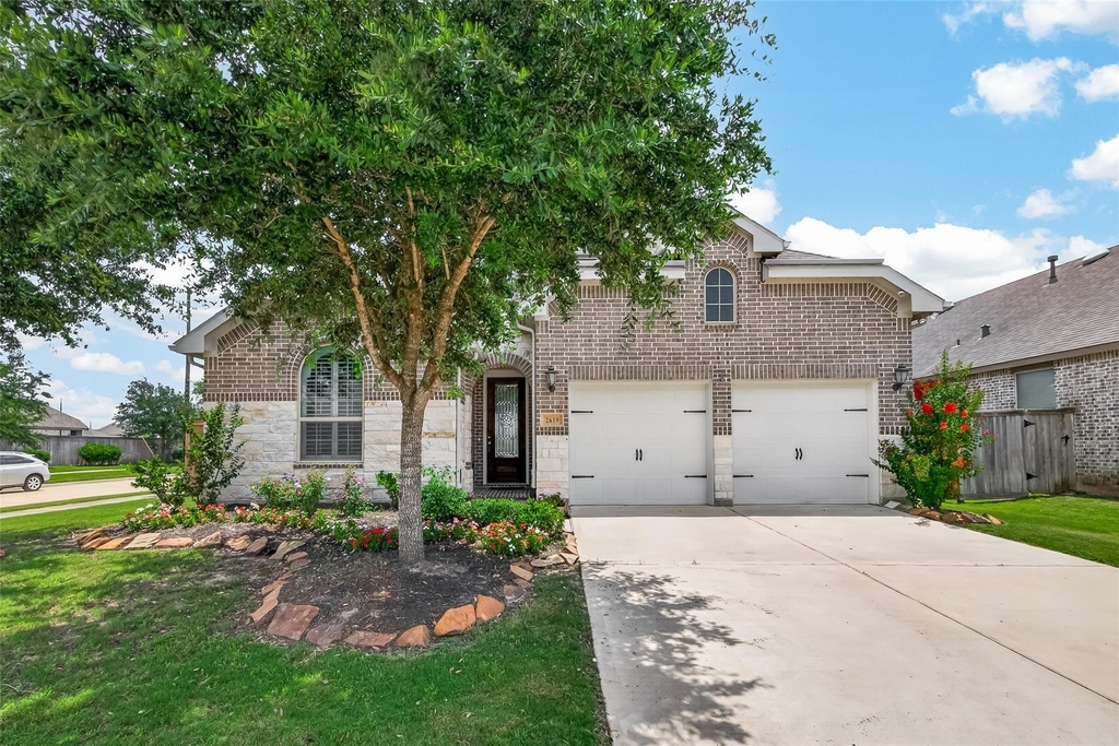 2619 Lilac Point Lane - Photo 0