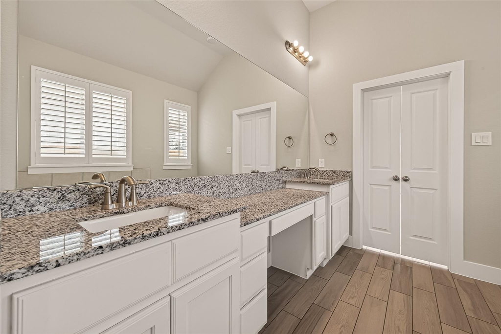 2619 Lilac Point Lane - Photo 40
