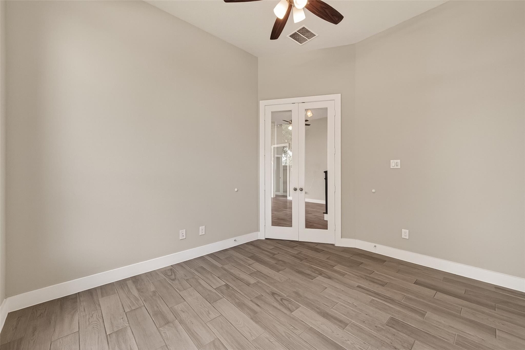 2619 Lilac Point Lane - Photo 33