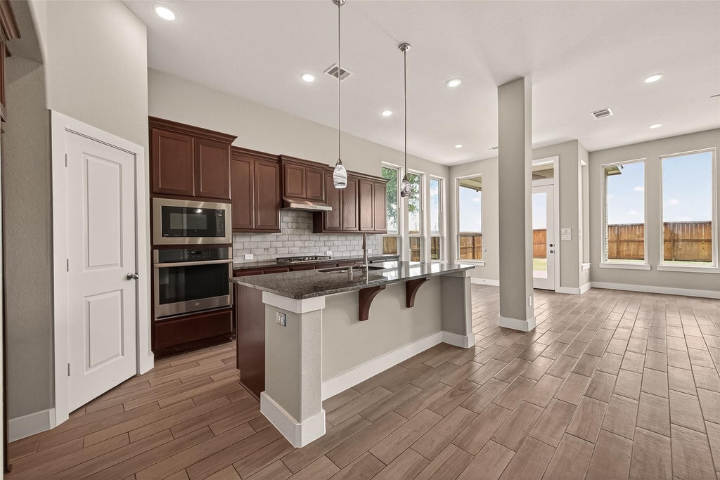 2619 Lilac Point Lane - Photo 18