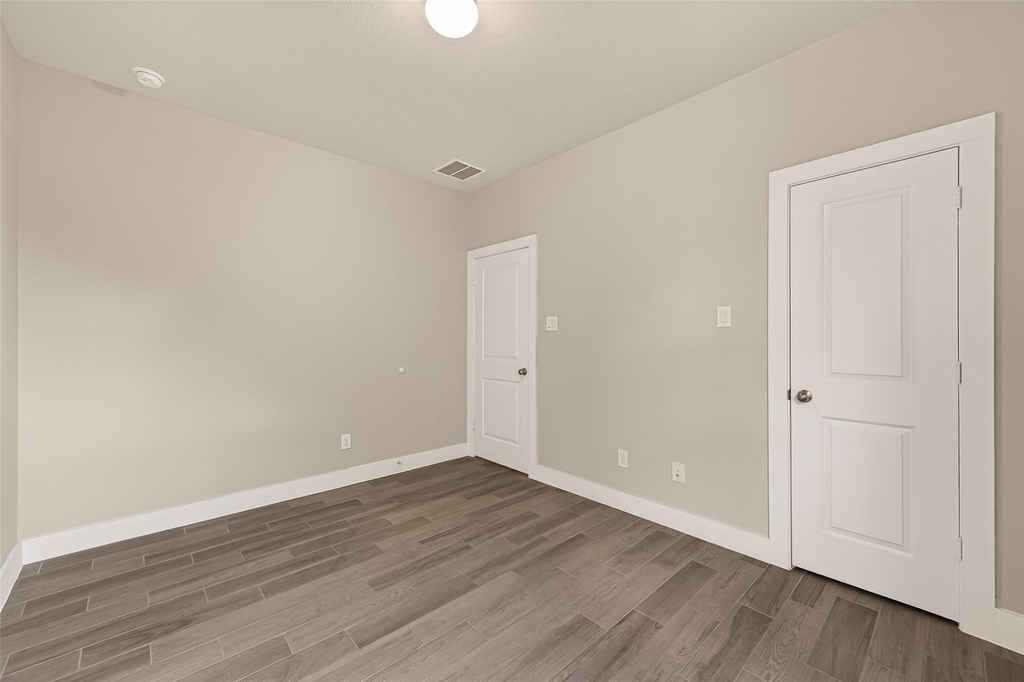 2619 Lilac Point Lane - Photo 29