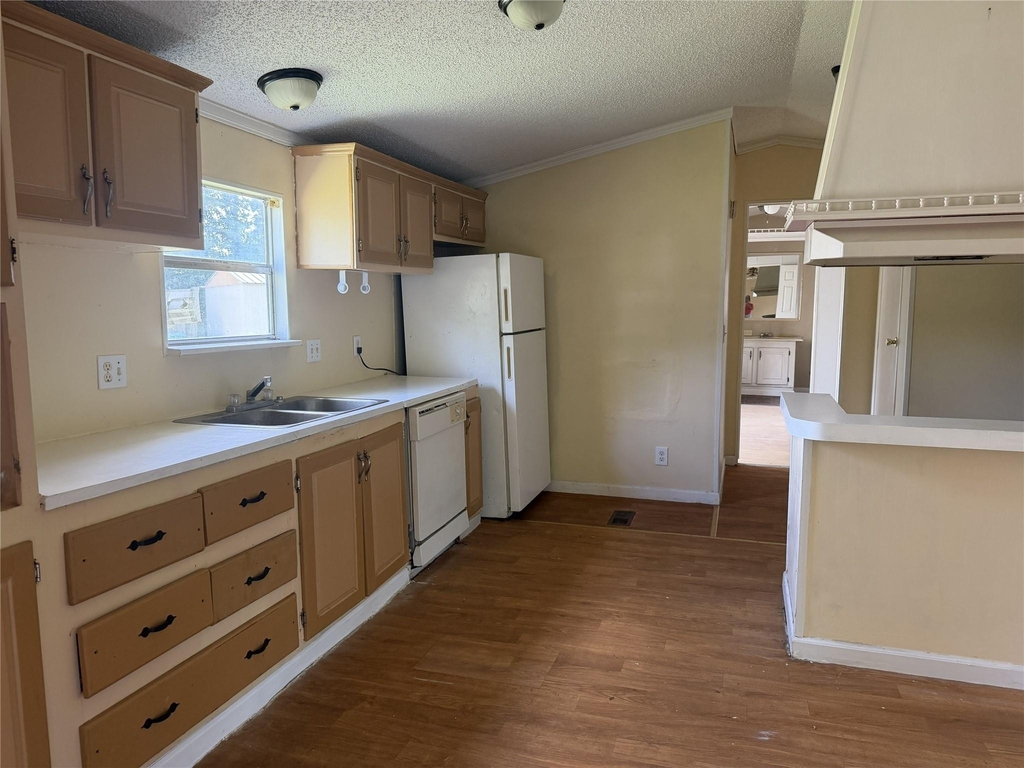 1020 Dr Martin Luther King Jr Drive - Photo 3