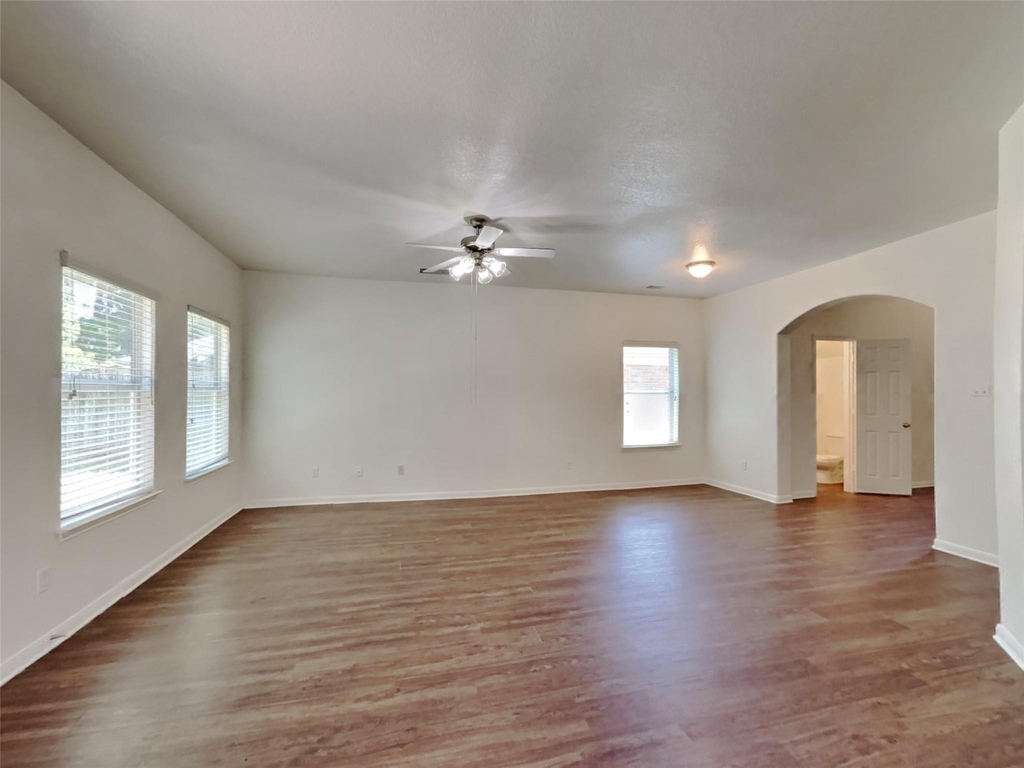 5702 Rocky Trail Drive - Photo 4