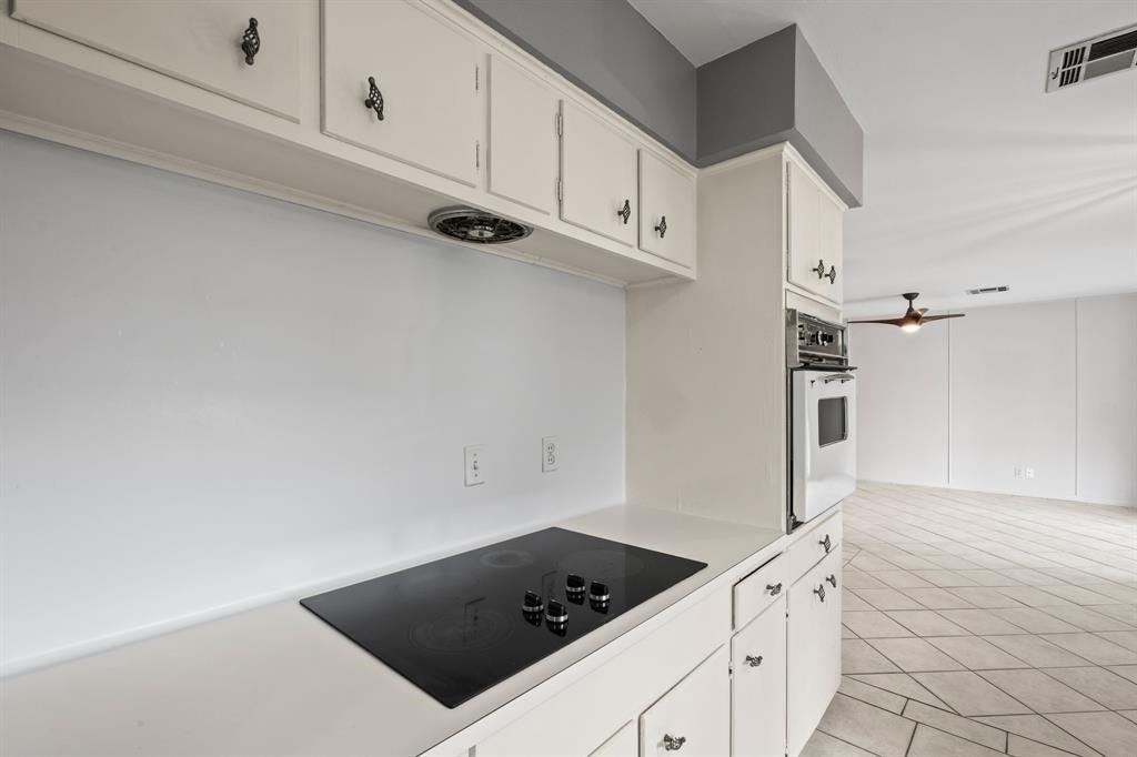 7722 Dillon Street - Photo 5