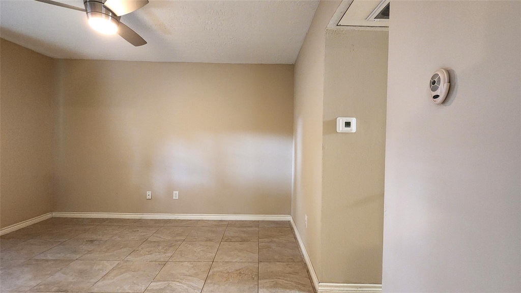 3224 Timmons Lane - Photo 6