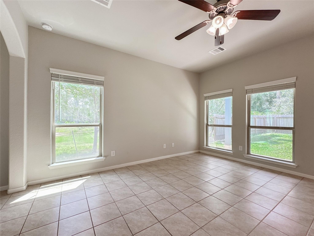 105 Camelot Place Court - Photo 14