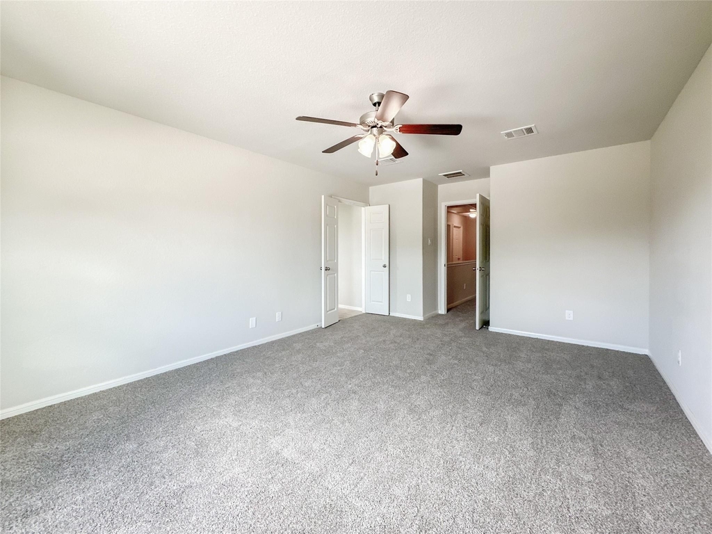 105 Camelot Place Court - Photo 21
