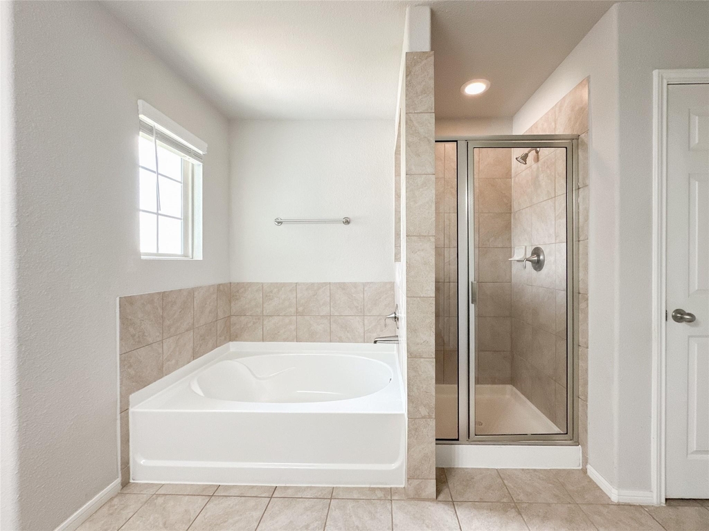 105 Camelot Place Court - Photo 22