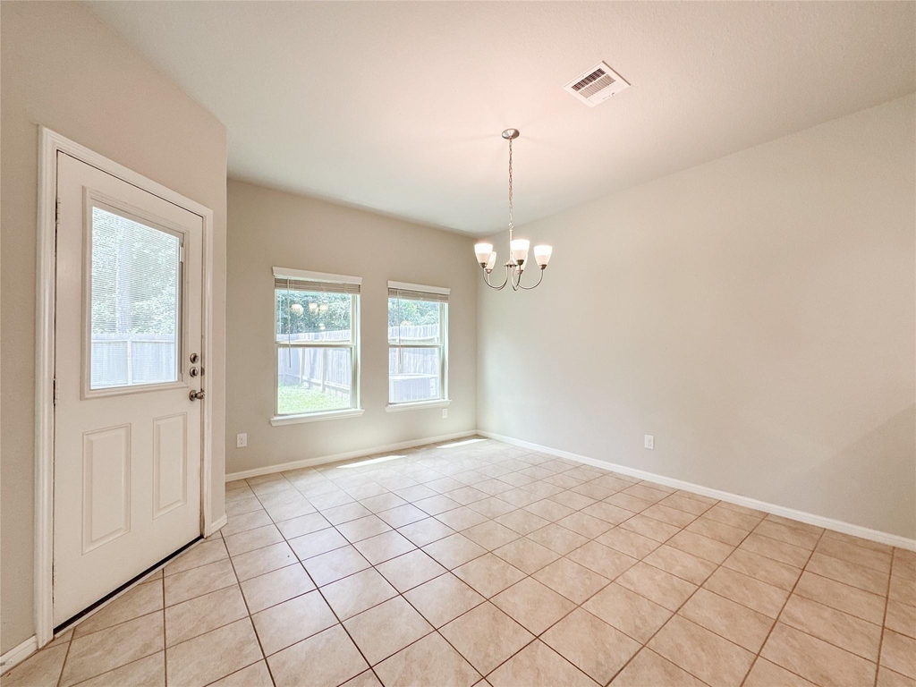 105 Camelot Place Court - Photo 16