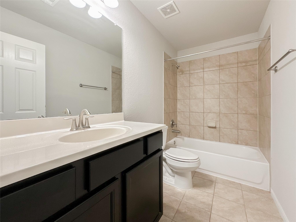 105 Camelot Place Court - Photo 24