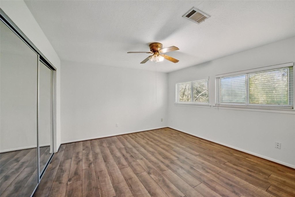 19 Still Glen Court - Photo 14