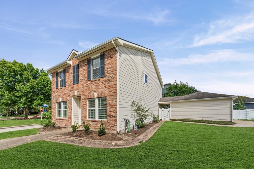 11803 Longwood Garden Way Way - Photo 1