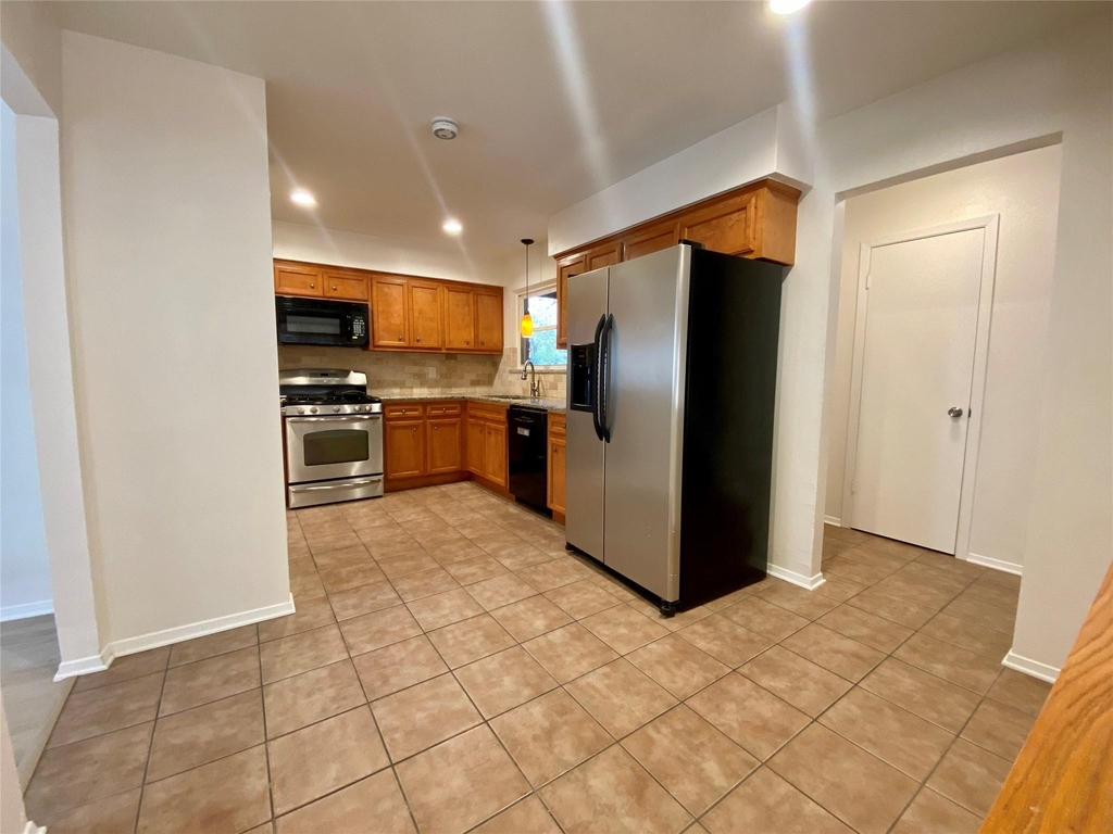 2 N Waxberry Road - Photo 7